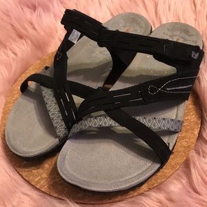 Merrell Sandals 9M